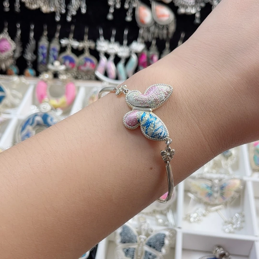 织绣非遗刺绣饰品