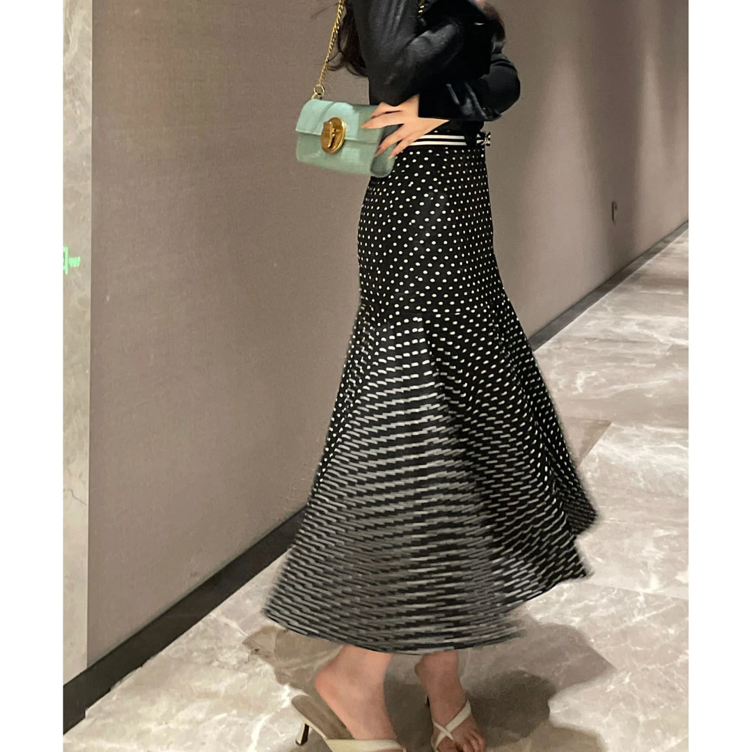 【霓虹灯下】哥弟夏季百搭超显瘦黑色波点半裙1200072半身裙裙子