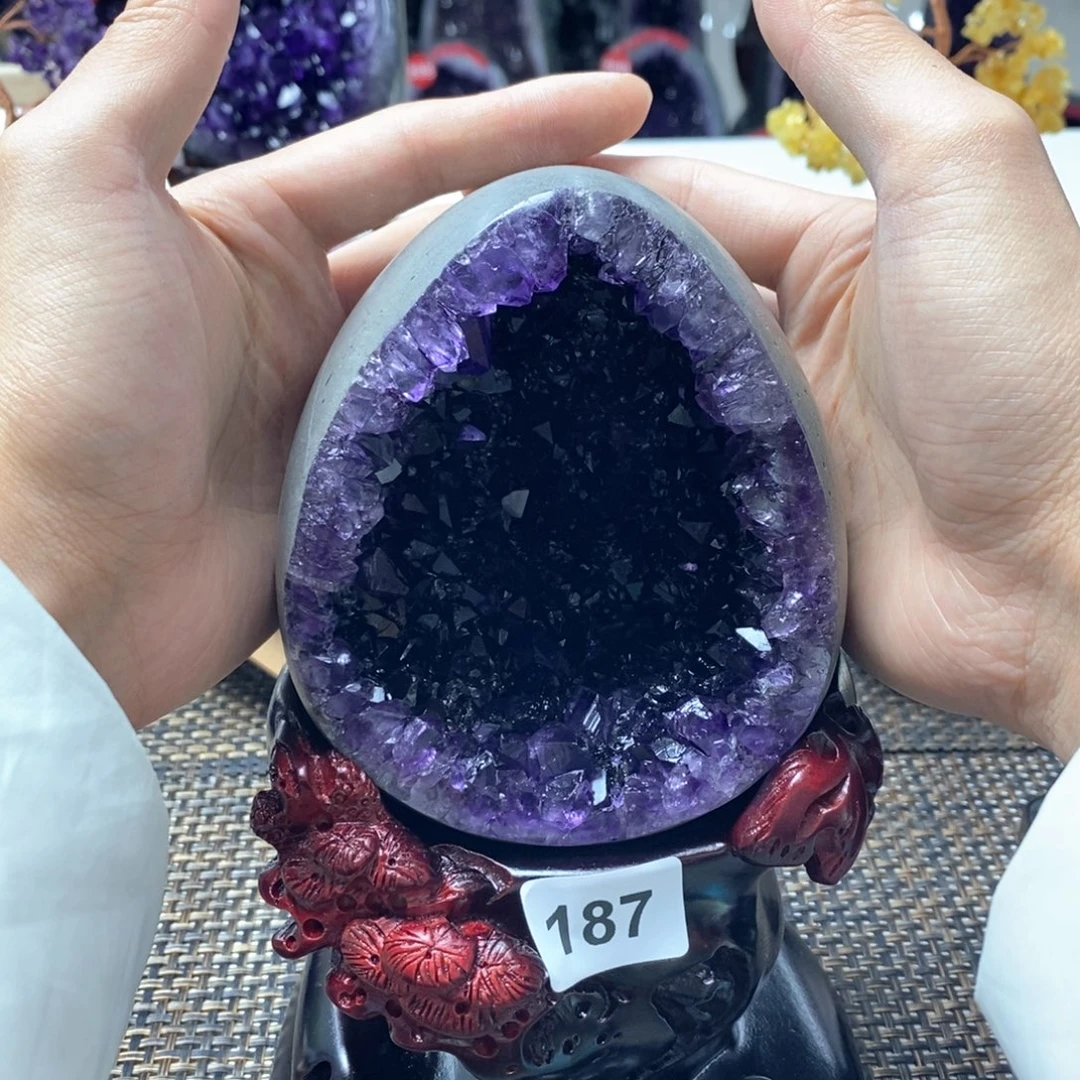 随***疼未镶嵌大型摆件（非配饰）紫晶