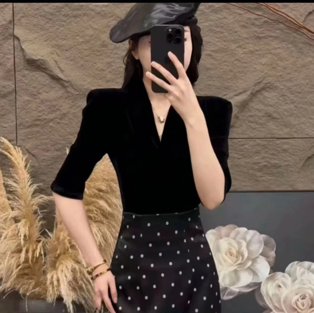 【孤品微瑕次品NO退NO换意慎拍】法式丝绒纯色中袖修身T恤801