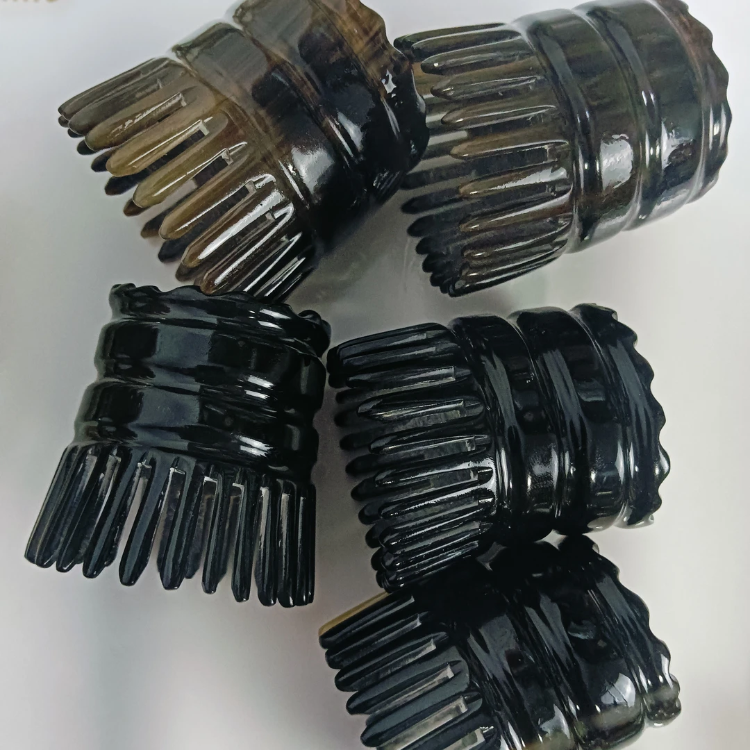 牛角按摩梳精品老牛角洗头梳深色头疗经络刷白发养发护发头皮清洁