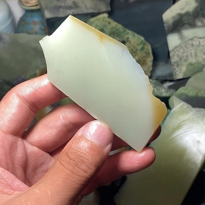 未镶嵌和田玉（糖玉）挂件
