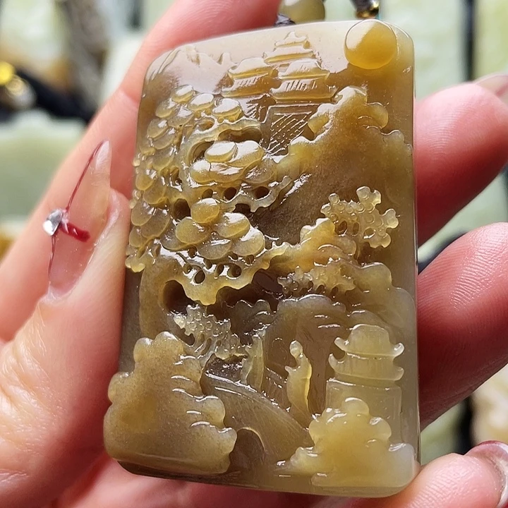 和田玉（糖玉）未镶嵌颈饰