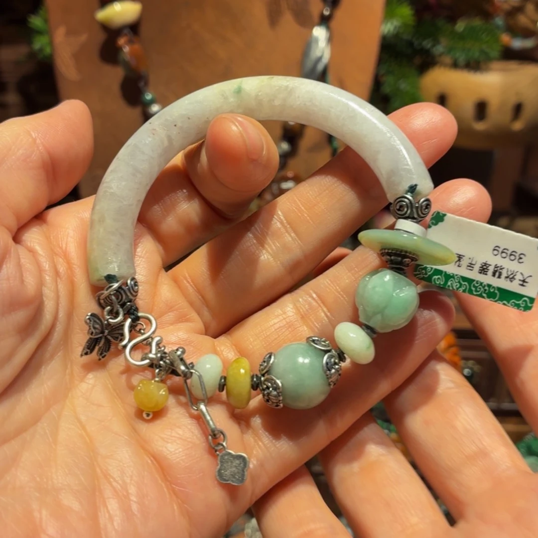 【闪购商品】颈饰未镶嵌翡翠