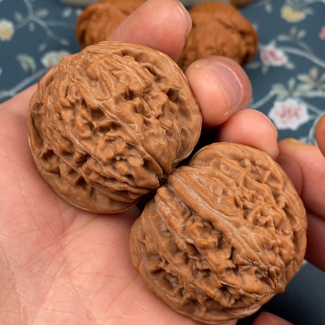 文玩核桃吊坠42超精配，四座楼，43克，红皮，0265