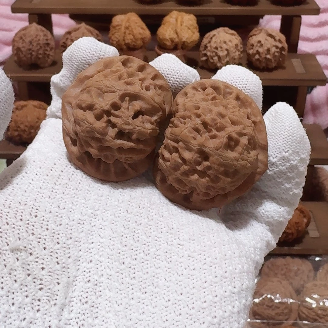 文玩核桃吊坠宫灯