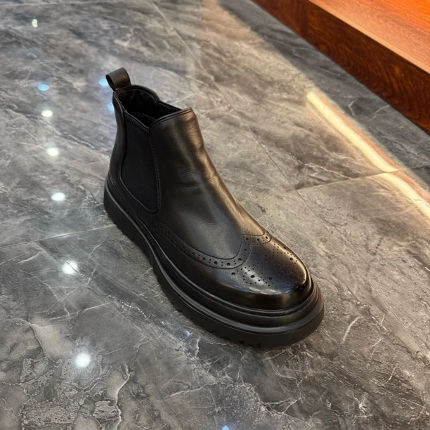 冬季加绒布洛克雕花男士马丁靴