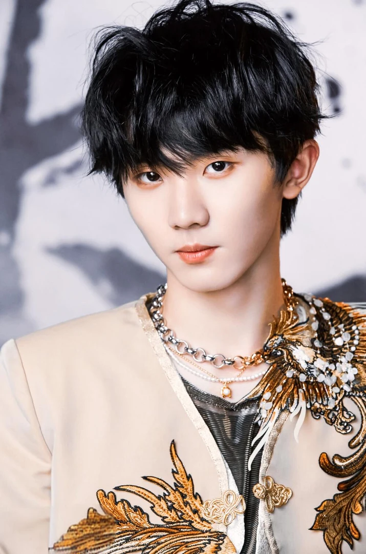 马嘉祺镭射小卡周边合集