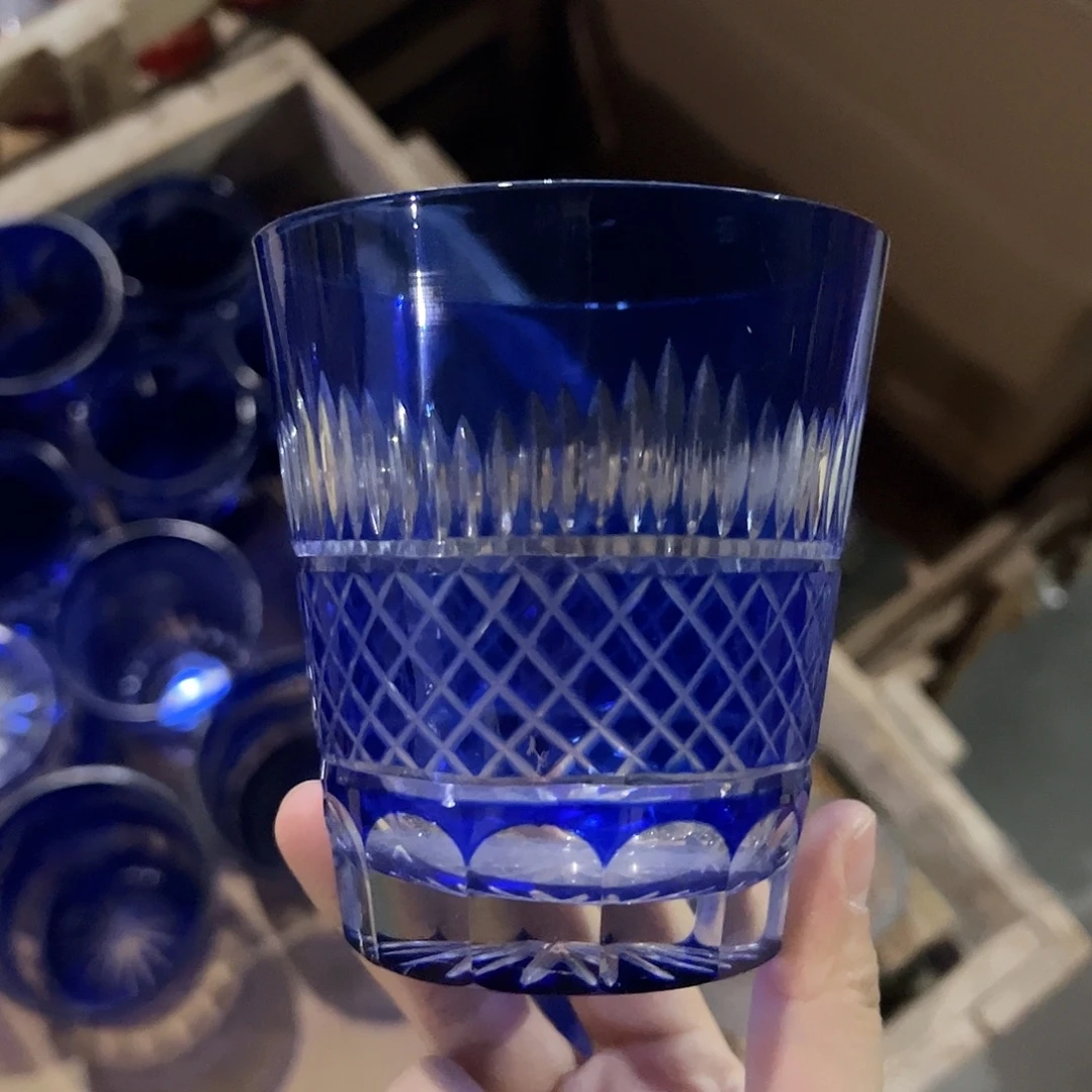 水晶玻璃平底款微瑕一个