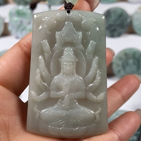 翡翠颈饰未镶嵌千手观音福利