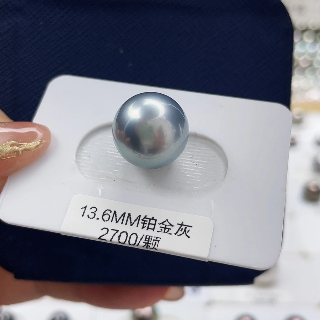 未镶嵌海水珍珠耳饰海洋蓝色铂金灰