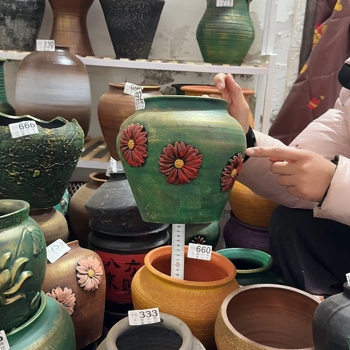 瑕疵金绿坛子692高度20口径15