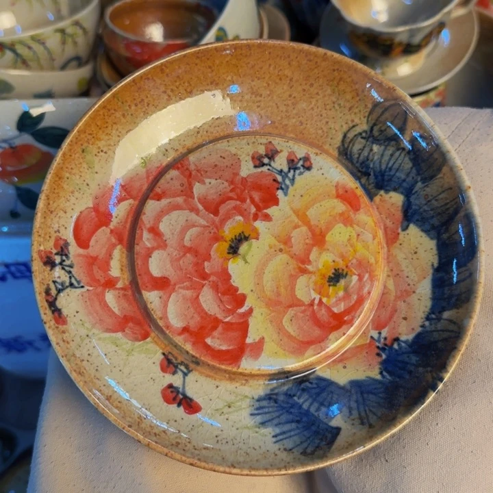 瓷片手工手绘细微不一样