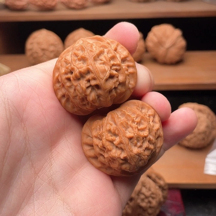 吊坠文玩核桃L***.38毕业宫灯