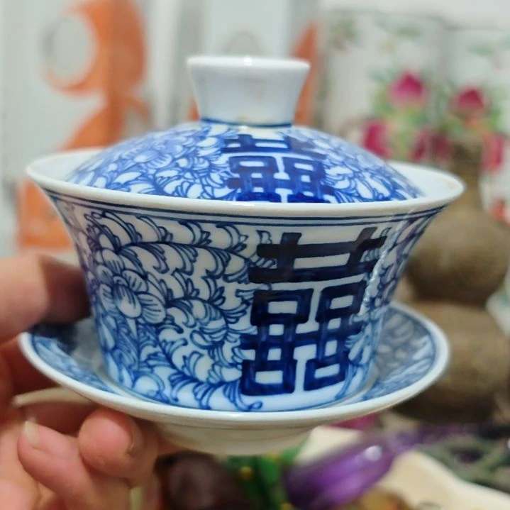 川***陶瓷喜字缠枝莲盖碗一套