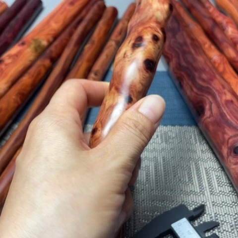 花梨木类꧁*꫞x x x c c