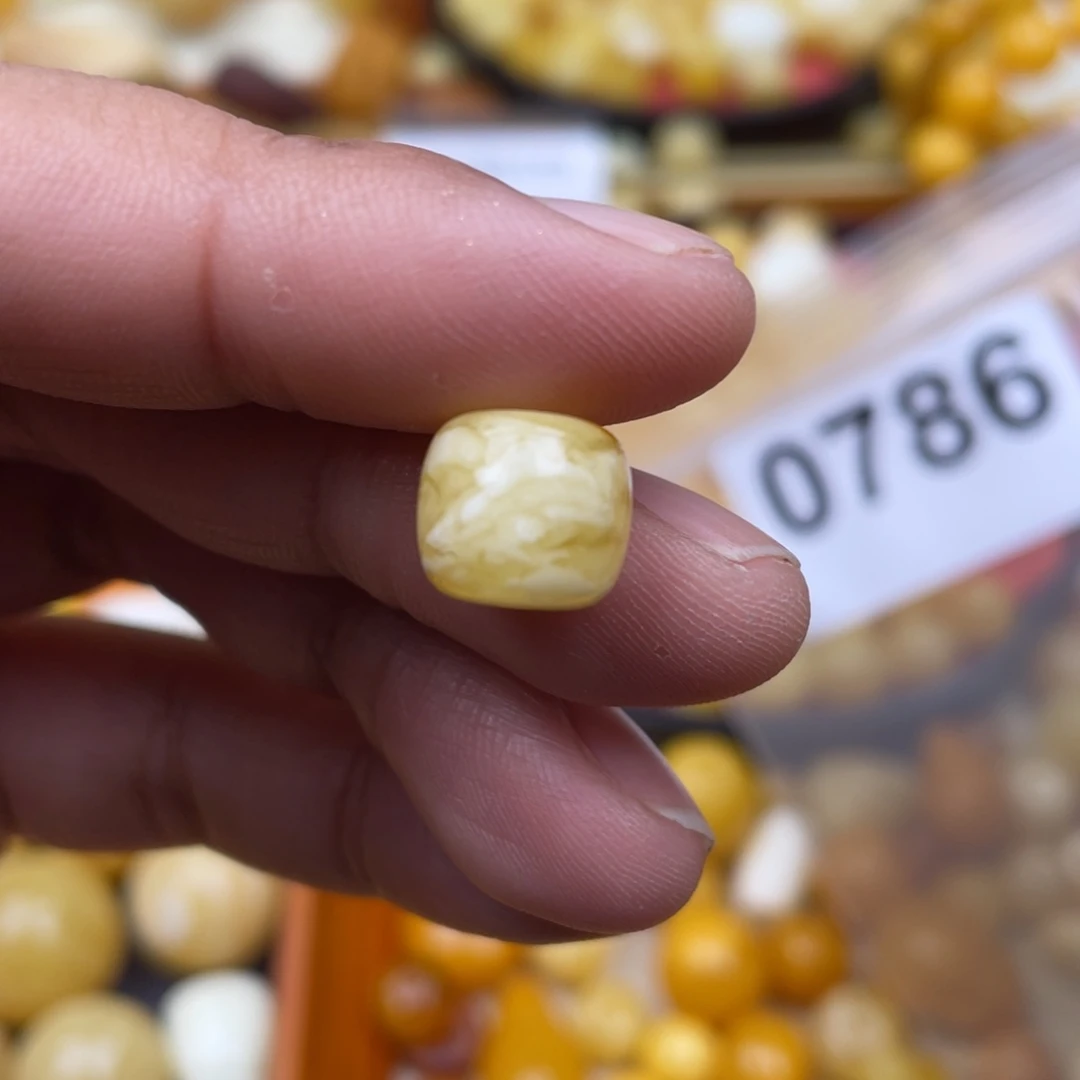 琥珀珠宝奇石未镶嵌虎皮10.7粉