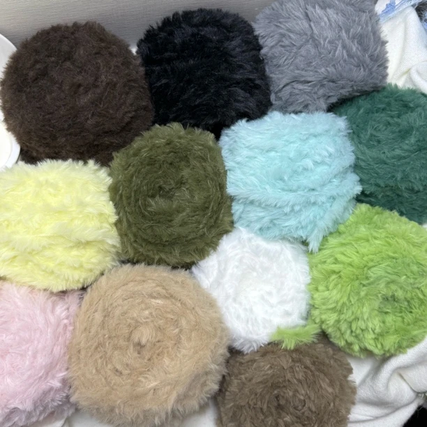 皮草线裘皮绒毛线团珊瑚绒手工diy编织毛线懒兔毛织围巾秋冬特色