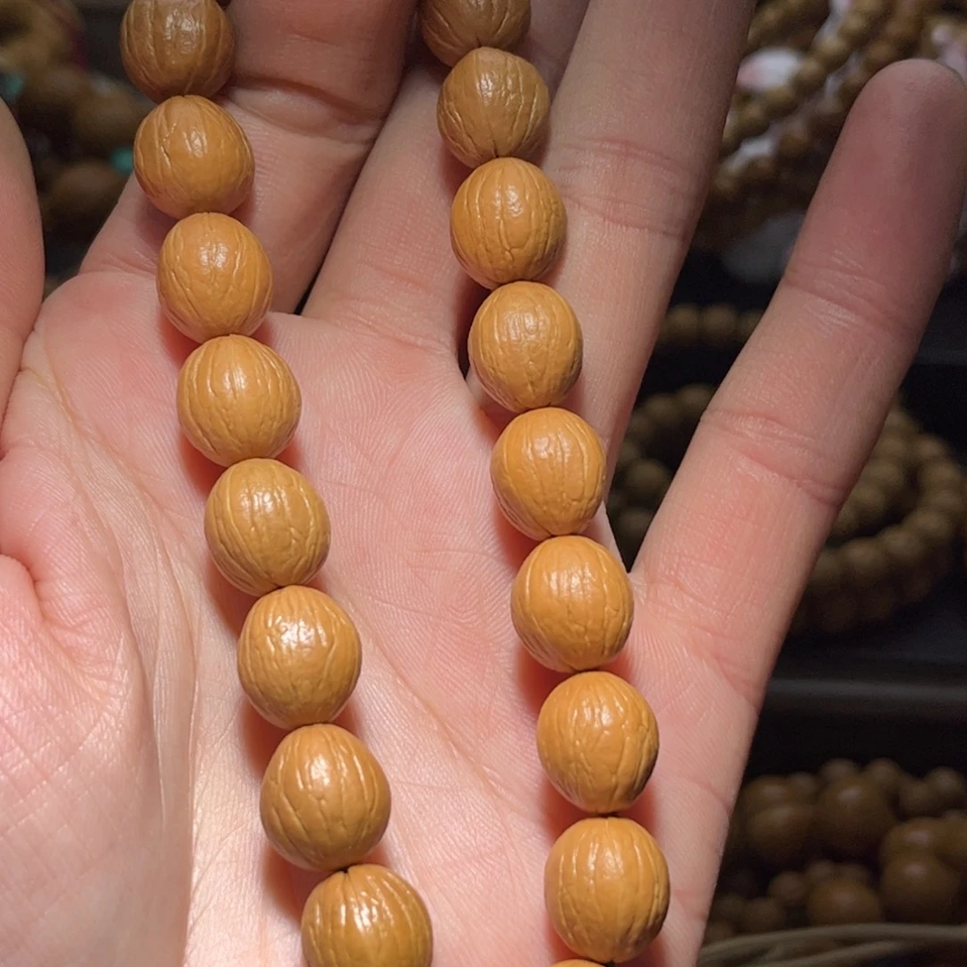 吊坠猴头核桃12光头强手持全品无瑕无药无修精卡