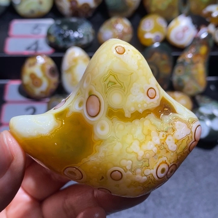 玛瑙/玉髓未镶嵌珠宝奇石37