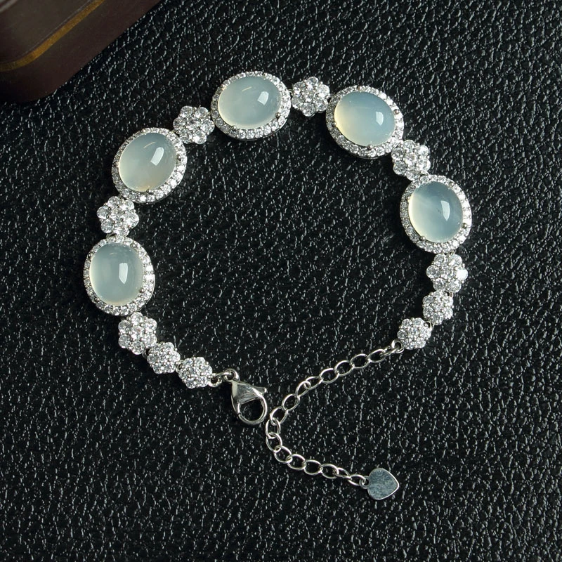 高冰玉髓镶嵌手链 冰透玉髓 铜镀豪镶蛋面轻奢时尚女款生日礼物