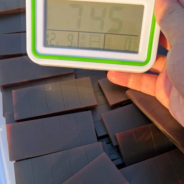 东阿老手艺古法熬制阿胶块