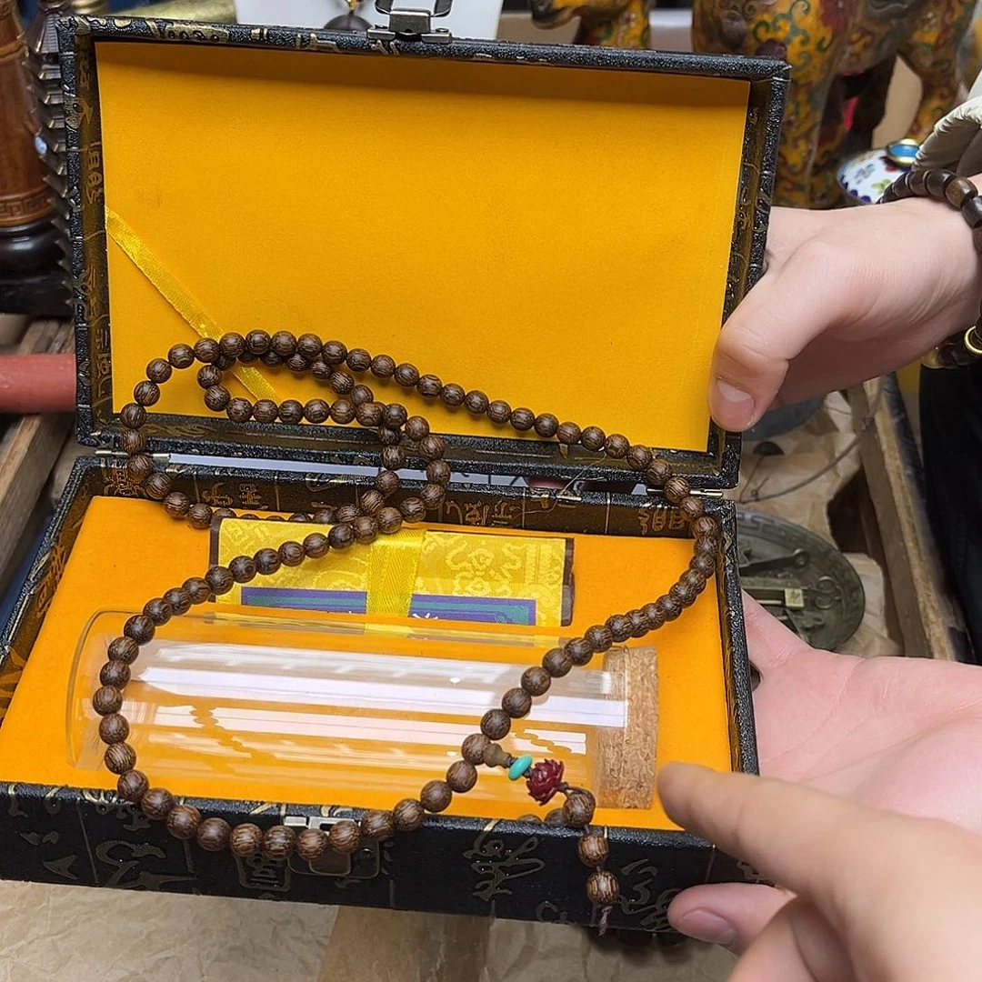 大叶紫檀（黑酸枝木类）