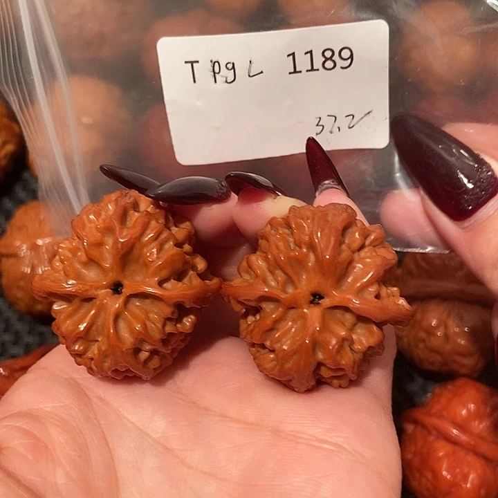 文玩核桃吊坠苹果园37