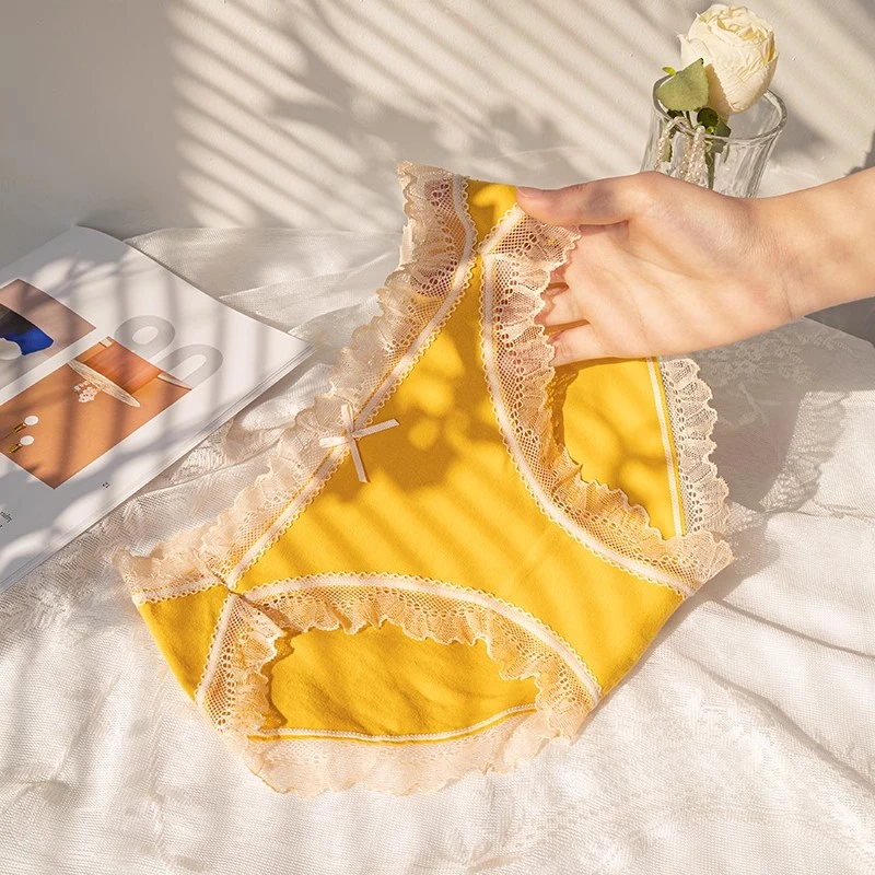 日系甜美少女纯棉内裤2025新款网红爆款纯欲蕾丝边透气无痕三角裤