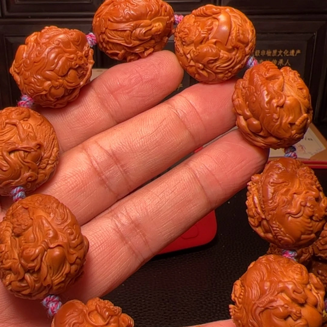 带***子手串橄榄核十八罗汉