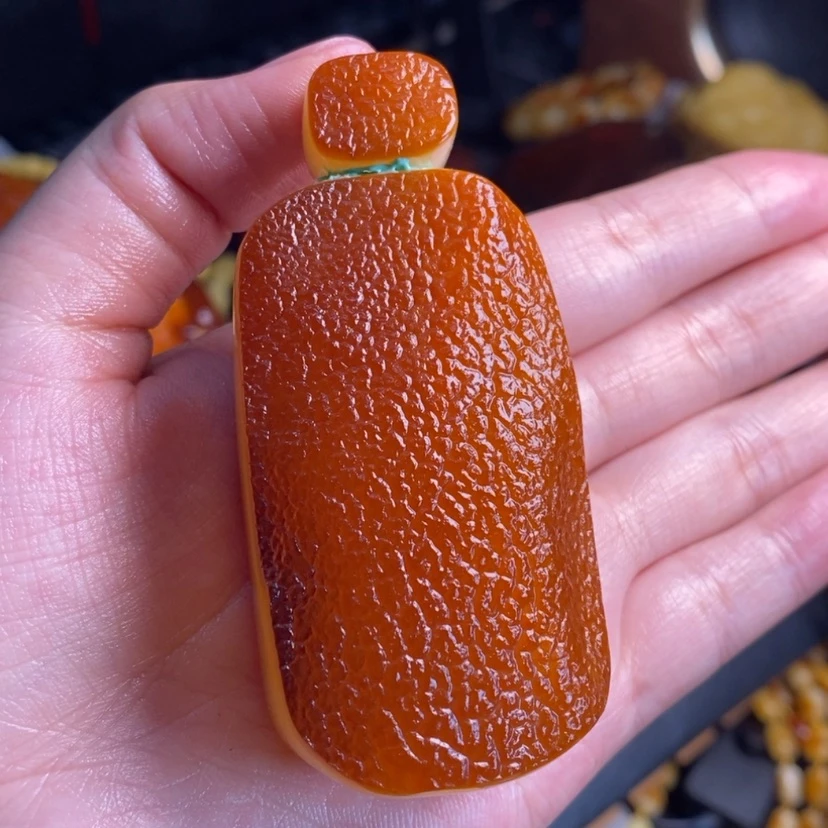 【闪购商品】定制琥珀裸石，。