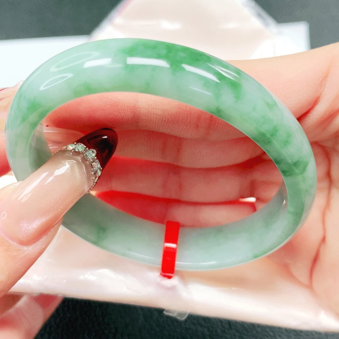 翡翠未镶嵌手镯58贵