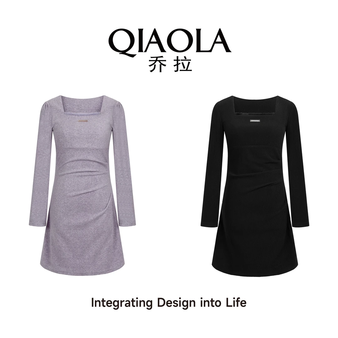QIAOLA/乔拉【丁香有玉】秋季弹力针织方领压褶休闲减龄连衣裙预售