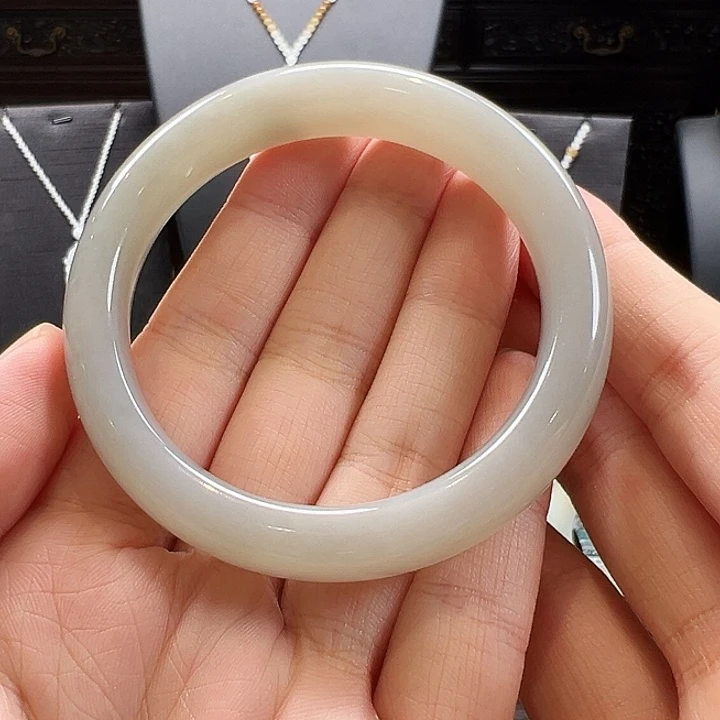 和田玉未镶嵌颈饰59