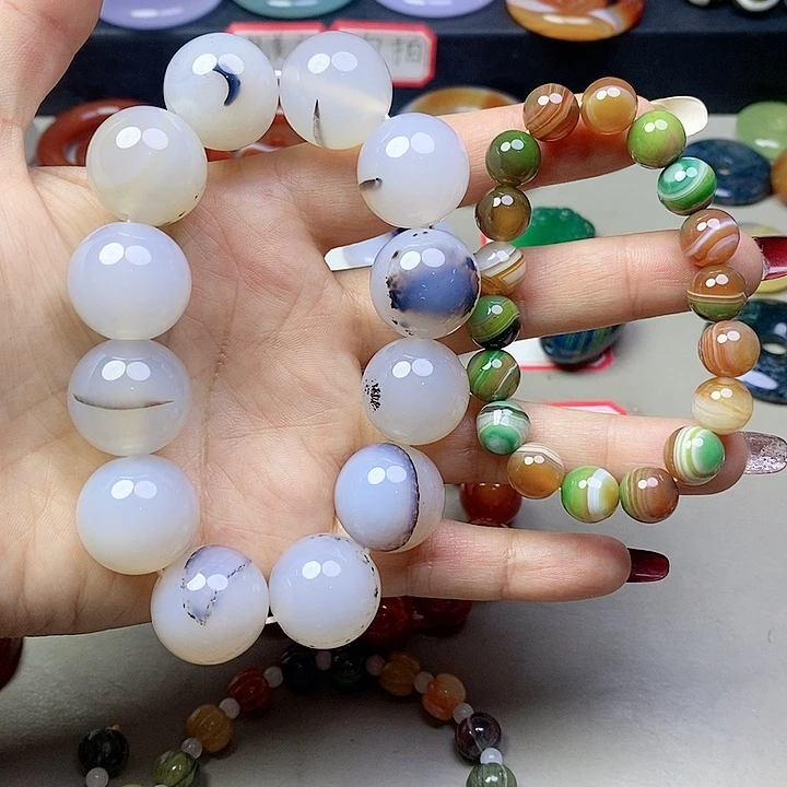 玛瑙/玉髓吊坠未镶嵌@**物