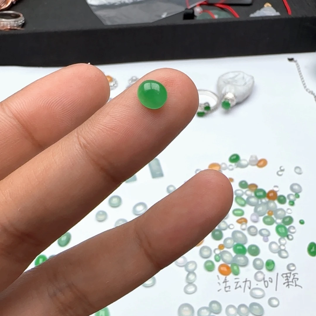 翡翠戒指未镶嵌Q***?缅甸天然翡翠