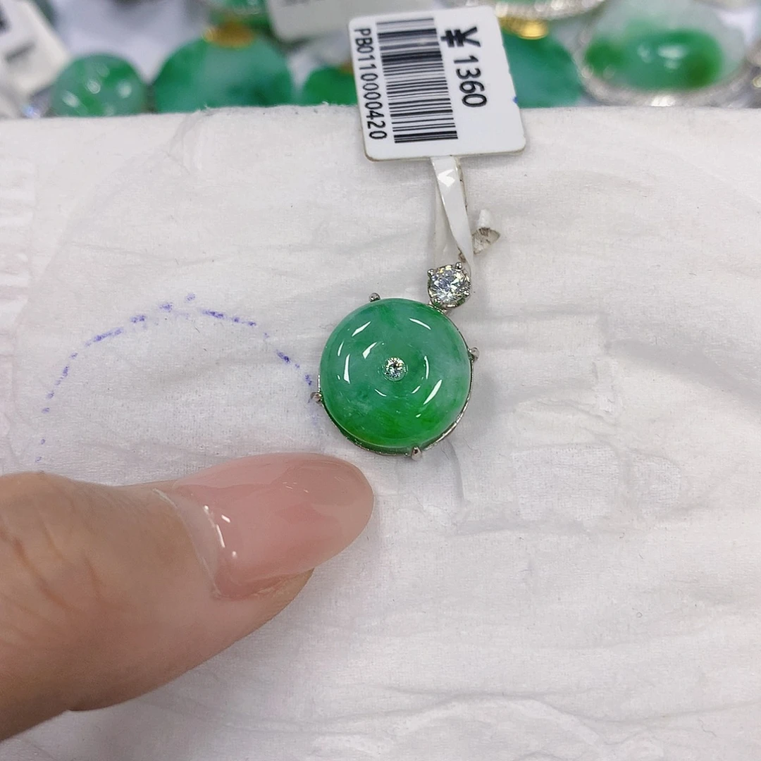 翡翠银S925镶嵌颈饰天然翡翠a货 百元以上9米证书费自理