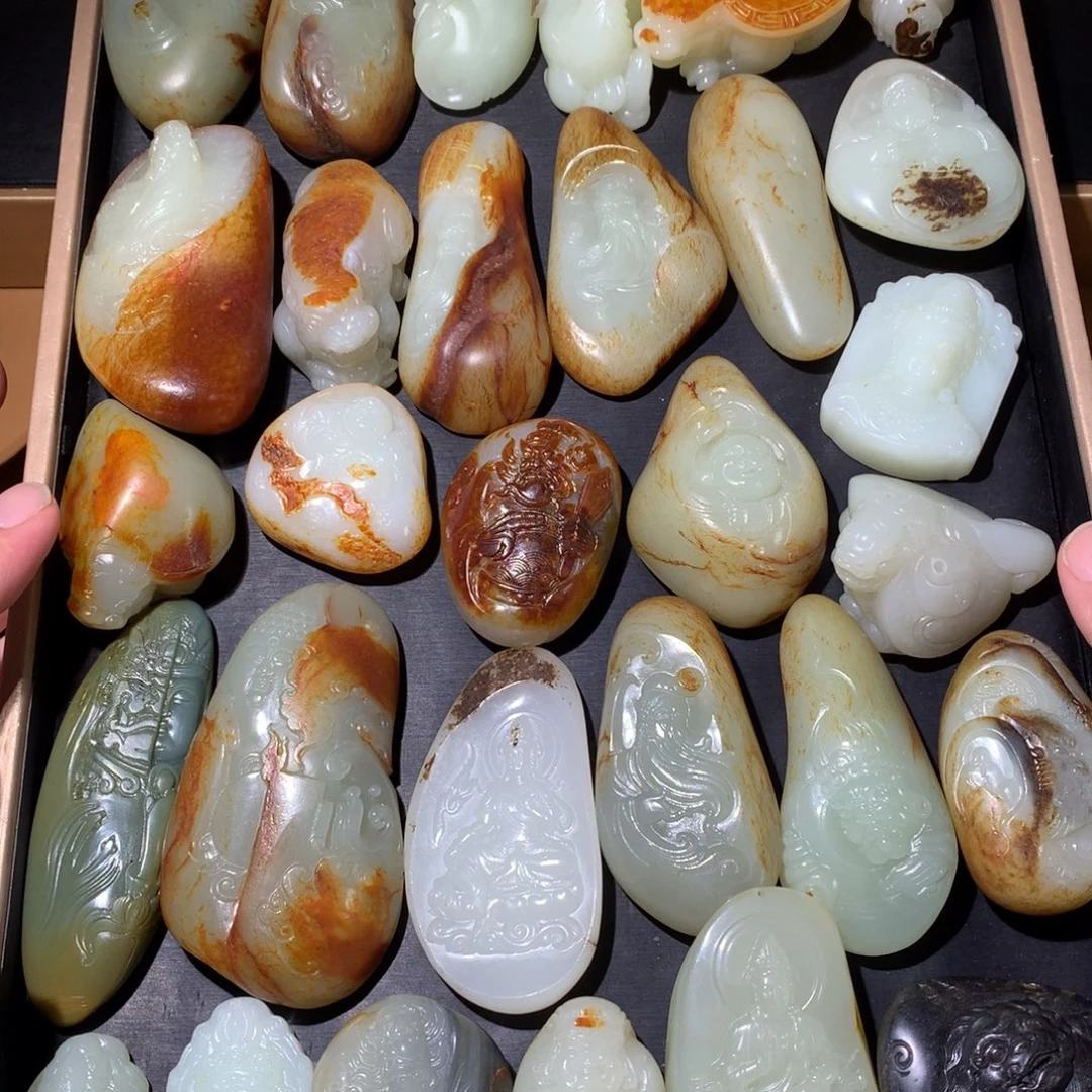 和田玉（糖玉）未镶嵌挂件