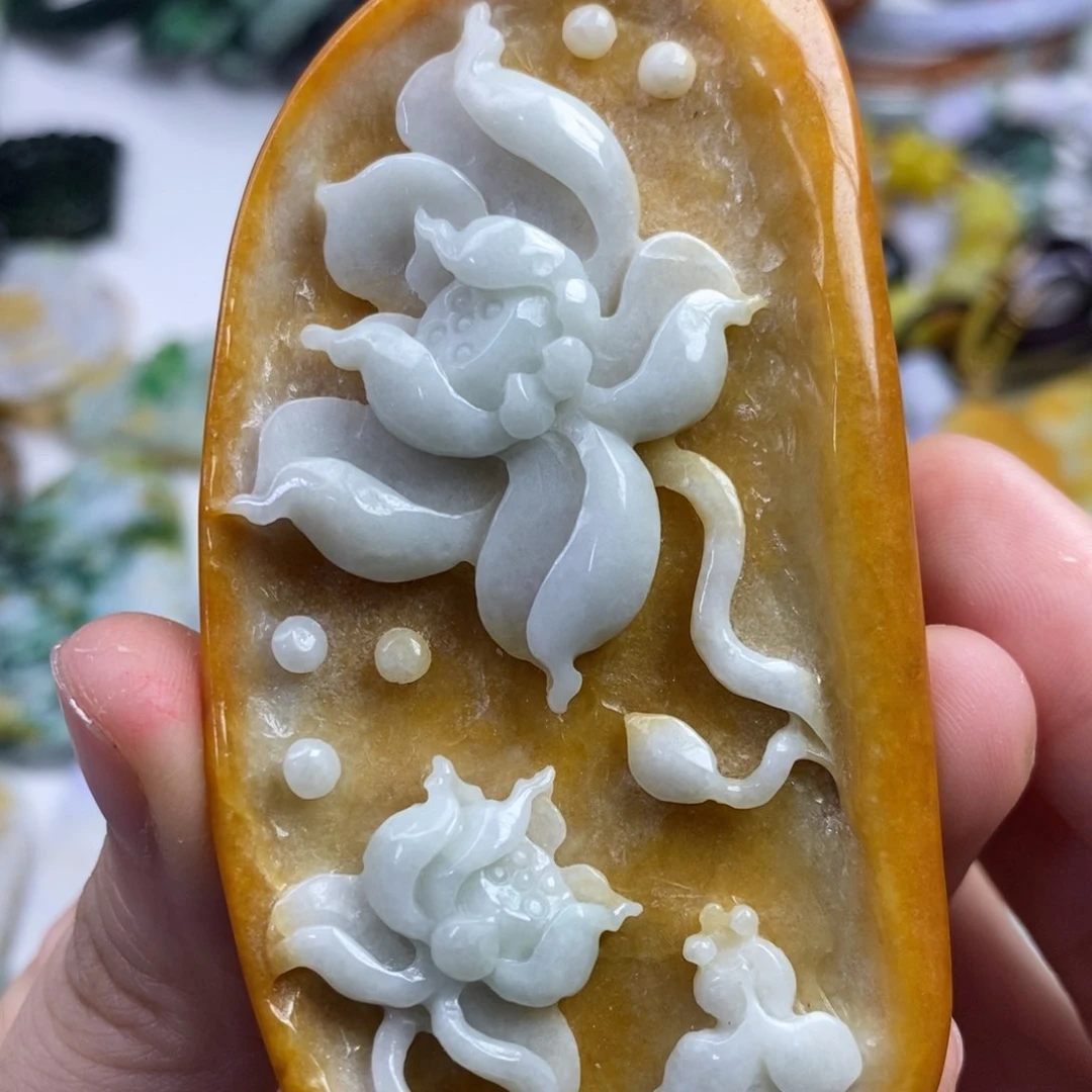 翡翠未镶嵌颈饰用****0