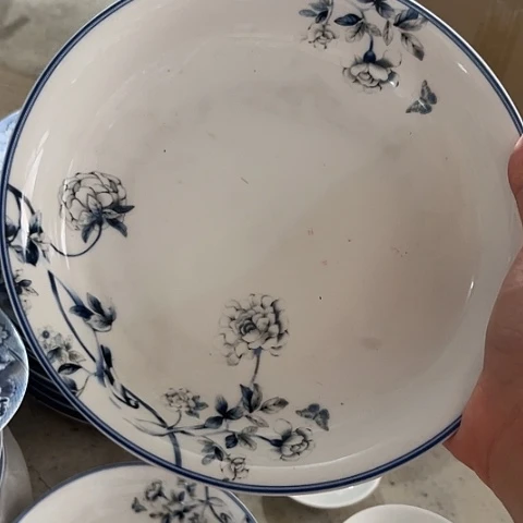 陶瓷8寸深窝盘一个陶瓷