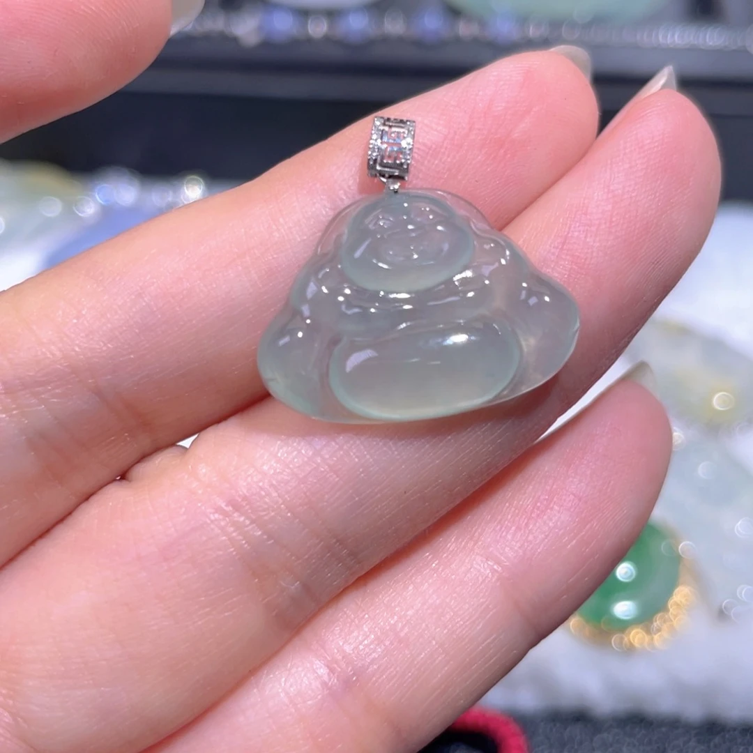 颈饰18K金镶嵌翡翠翡翠