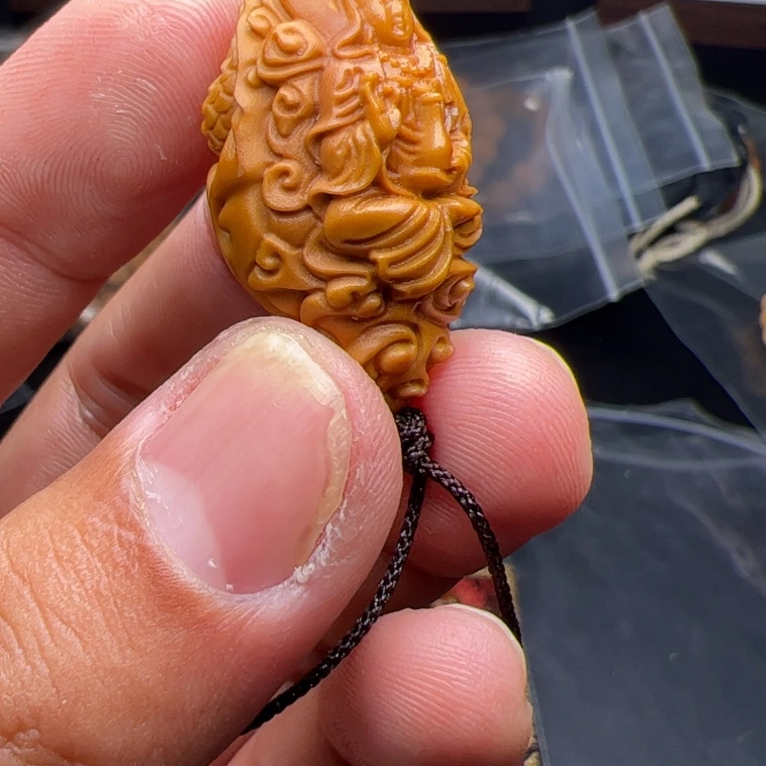 乐***༃吊坠猴头核桃据了解