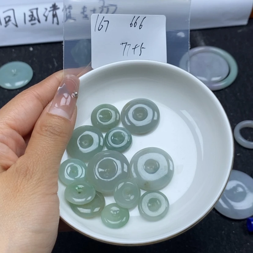 【闪购商品】翡翠颈饰未镶嵌6**6不