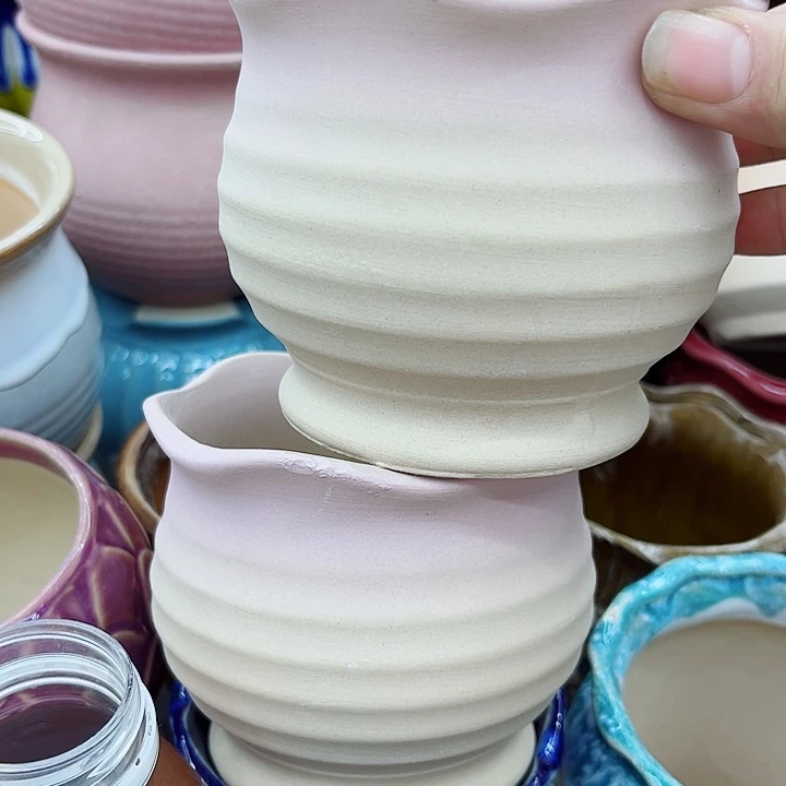 多肉绿植陶瓷花盆9.9包邮，有孔