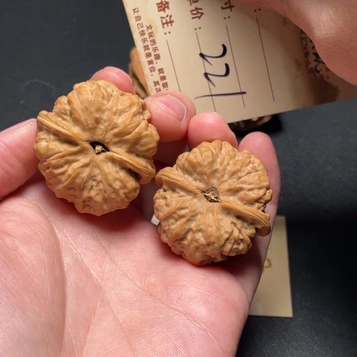 把件文玩核桃蛙蛙40尺白茬221