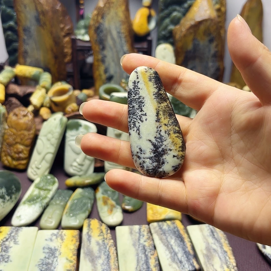 岫岩河磨玉（透闪石质玉）未镶嵌挂件