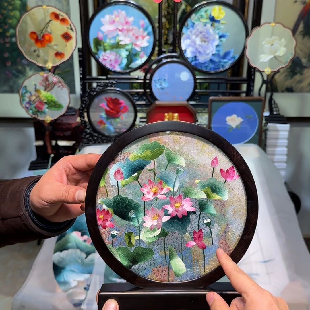 刺绣刺绣工艺精湛2