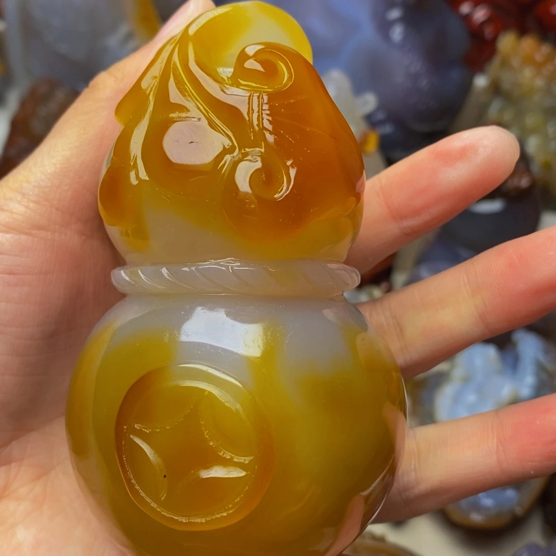 玛瑙/玉髓手把件未镶嵌