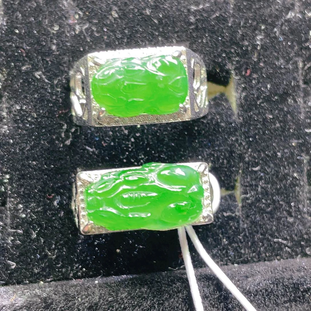 翡翠颈饰未镶嵌52，