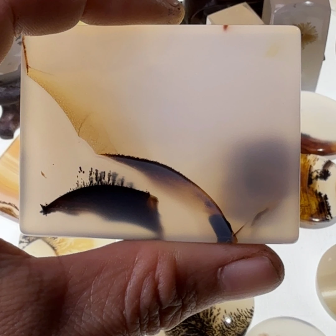 玛瑙/玉髓未镶嵌珠宝半成品